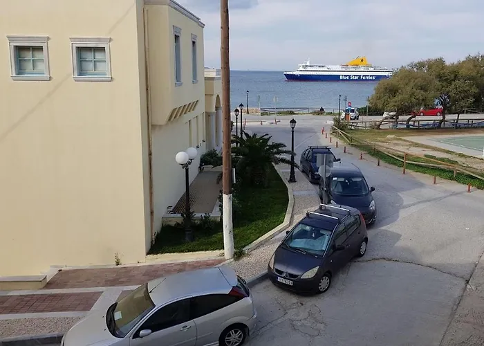 アパートホテル Nostos At Saint George Agios Georgios Chora Naxos Town 4*