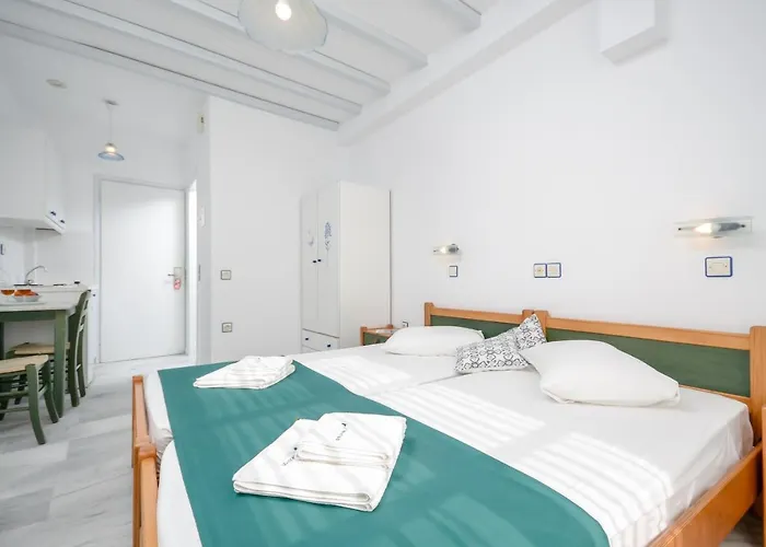 アパートホテル Nostos At Saint George Agios Georgios Chora Naxos Town 4*